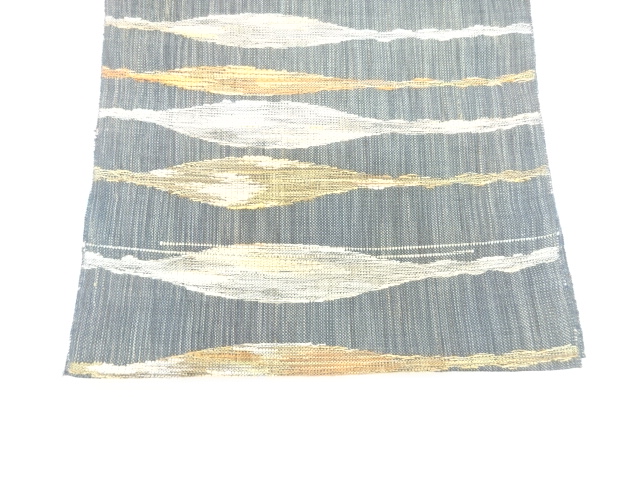  変わり横段模様織り出し　名古屋帯